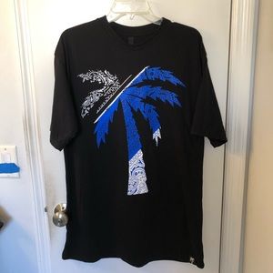 Men’s 2xl BLVD brand T-shirt.
